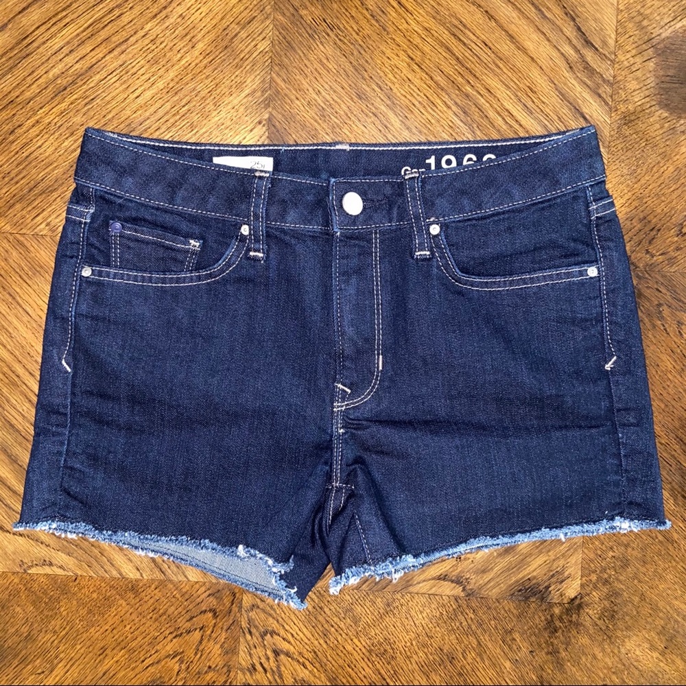 GAP | 1969 Slim Cut-Off Maddie Shorts - Picture 1 of 5